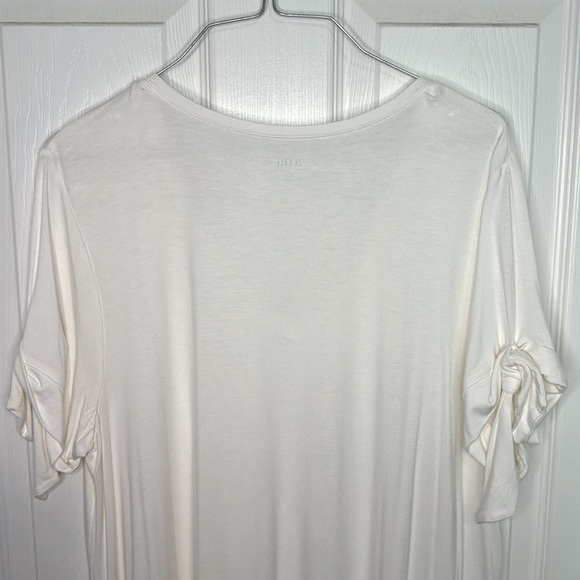 NWOT a.n.a. Short Sleeve Tunic Top - Picture 6 of 6